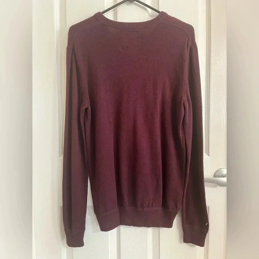 American Eagle V‎ Neck Long Sleeves Sweater Small/Petite